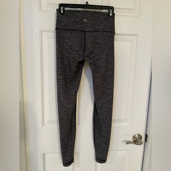 Lulu Lemon Leggings Heathered Graphite Gray size 6 - Picture 2 of 3